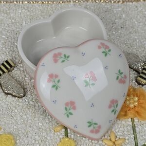 Heart-Shaped Floral Trinket Box